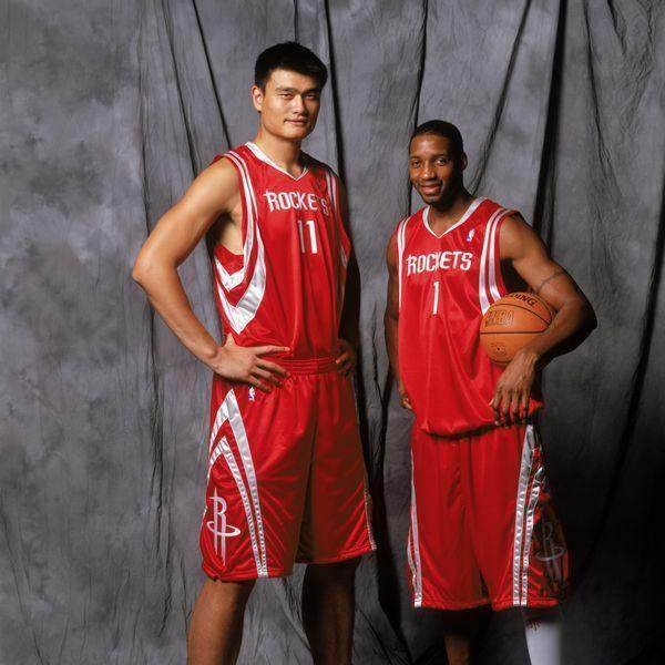 罗体：萨里向洛蒂托要求在一月引进一名高水平中场球员（罗体：萨里要求洛蒂托在冬窗引进一名高水平中场）