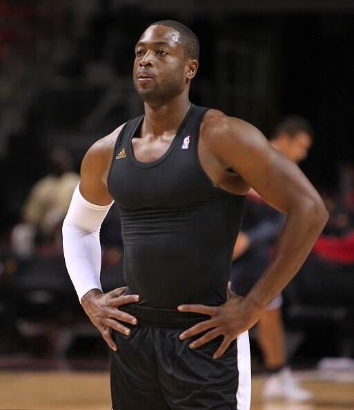 穆勒与梅西交手记录：穆勒正式比赛7胜1负，周末将...（穆勒对梅西交锋史：正式赛7胜1负，周末再度相逢）