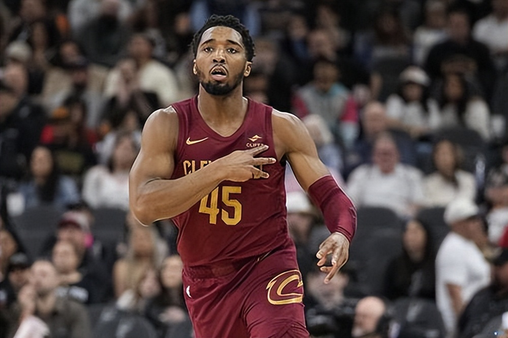 小法：根据我们的分析，国米各方面都是意甲最强的球队（小法称：分析表明，国米在各方面领跑意甲）