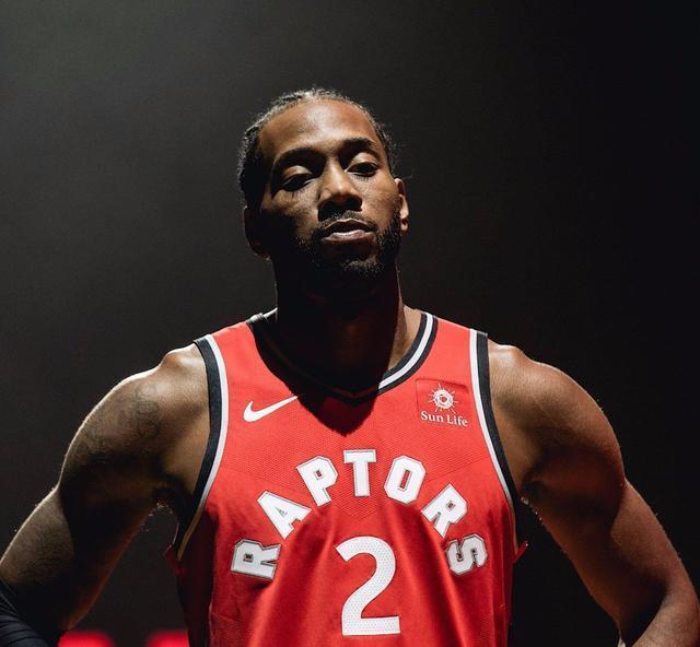 利物浦跟队记者连曝五条猛料，全面解析萨拉赫风波（利物浦随队记者五连爆：萨拉赫风波全方位解读）