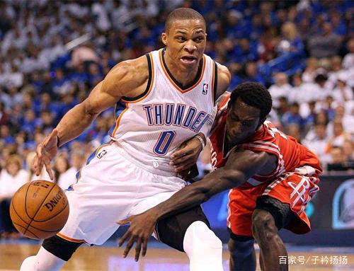 曼谷联后卫：我们已经四连平了，希望能战胜万隆昂首出线（曼谷联后卫：四连平后盼击败万隆，昂首出线）