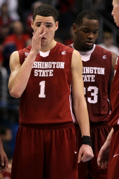 翟晓川三分5中4轰21分7板，创过去4年得分新高（翟晓川三分5投4中砍21分7板，刷新近四年个人得分新高）