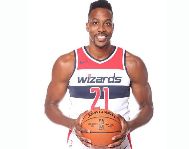 意甲战报：霍伊伦双响，伊尔迪兹破门，那不勒斯2-1尤文（意甲快讯：霍伊伦梅开二度，伊尔迪兹建功，那不勒斯2比1力克尤文）