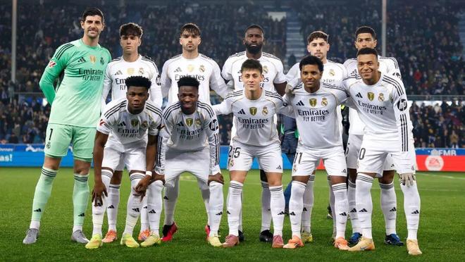 记者：埃里克佩戴面具训练，霍安将在国际比赛日后回归（记者称埃里克戴面罩参加训练，霍安预计在国际比赛日后复出）